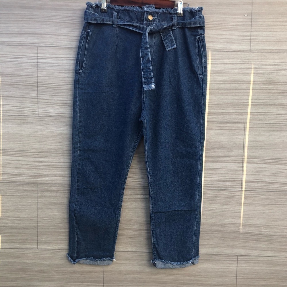 Super high rise Fringe Hem jeans Size Large